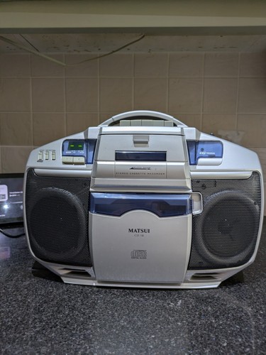 Matsui portable boom box - portable,