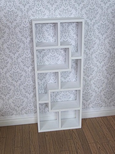 Scale dolls house - 1:12,