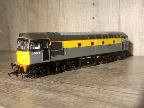 Heljan 3452 gauge class 33 - heljan,