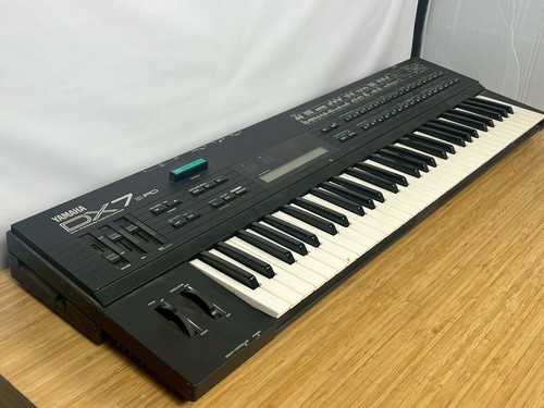 Yamaha dx7ii synthesizer - yamaha, dx7ii-fd