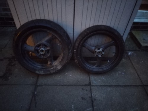 Suzuki bandit wheels pair - ,