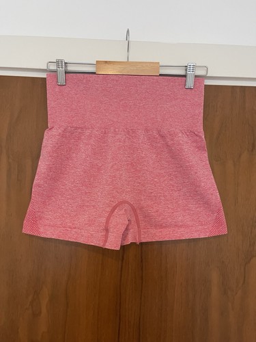 Pink bum shaping lycra - bum, yoga