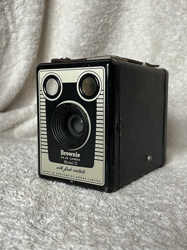 Brownie six model antique - brownie,