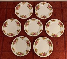 7 Royal Norfolk Roses Tea /