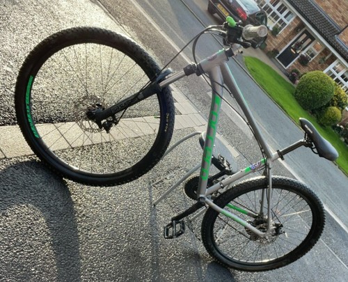 Carrera hustle - carrera,