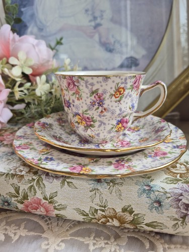 Vintage royal winton eleanor - vintage,