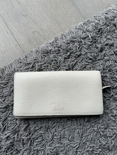 GUCCI Long Leather Wallet |