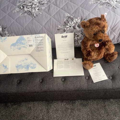Steiff grizzle ltd edition