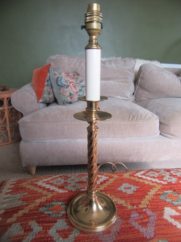 Vgt brass barley twist - ,