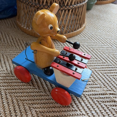 Vintage wooden pull - vintage, bear