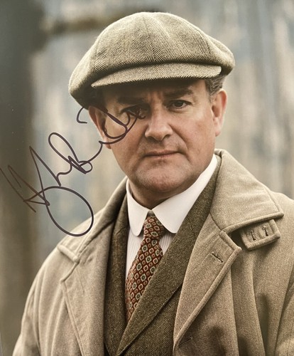 Hugh bonneville signed 8x10 - bonneville,