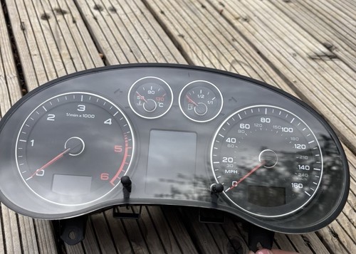 Audi clocks instrument - audi, a3