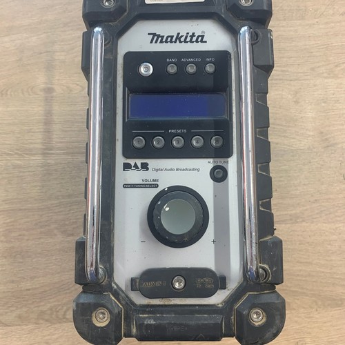 Makita bmr104 18v dab fm - 7.2-18v,