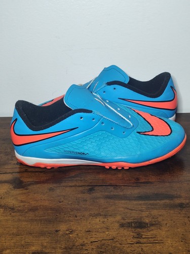 Nike shoes youth - 5.5, us