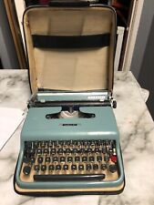 Vintage Olivetti Lettera 22