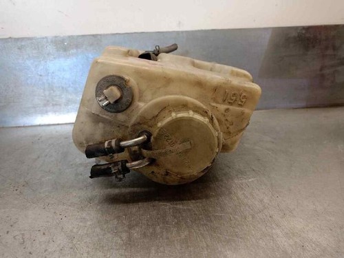 2108691020 screan washer tank