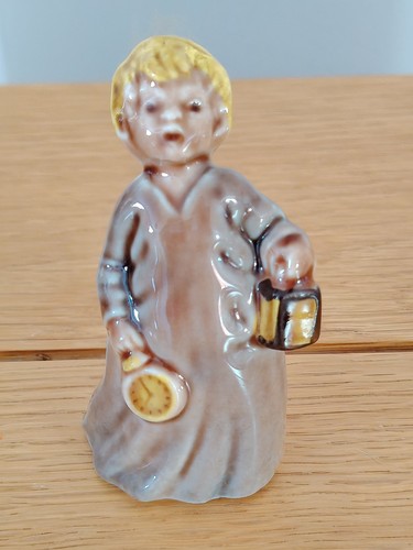 Wade figurine nursery rhyme - nursery,