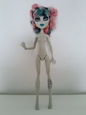 Monster High - Doll - Nude - Redress - OOAK - Zombie Shake - Rochelle Goyle