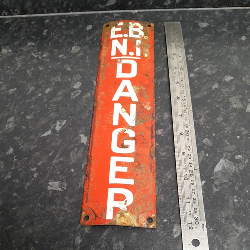 Vintage enamel red n i - vintage, e.