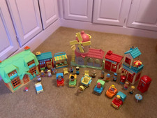 ELC Happyland house,windmill,toy shop,bakery,postoffice & box,5 cars, 19 figures