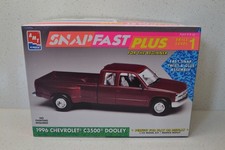 AMT ERTL 8767 SNAPFAST CHEVROLET C3500 PICKUP TRUCK MODEL KIT 1:25 COMPLETE