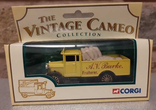 Corgi the vintage cameo - corgi,