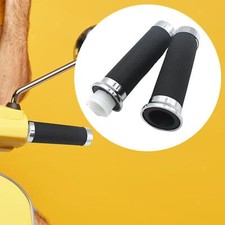 2x Motorcycle Handlebar Grips