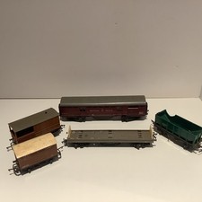 Vintage Triang Royal Mail Auto Postal Van and carriages bundle  