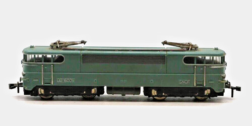 Scale electric locomotive - ho,