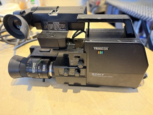 Sony trinicon hvc 2000p - sony,