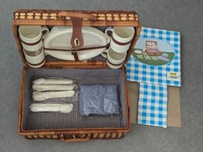 4 Person Wicker Picnic Basket
