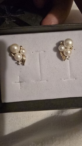Pearl earrings - pearl,