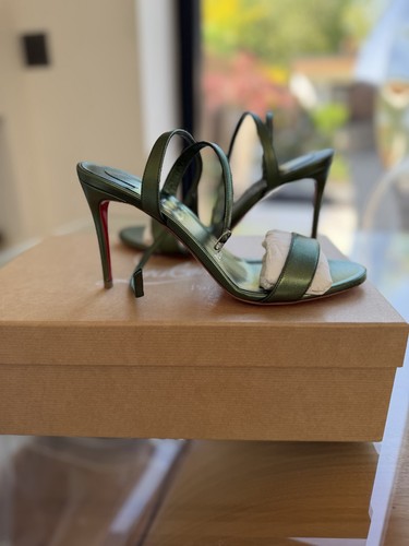 Christian louboutin loubigirl - louboutin,