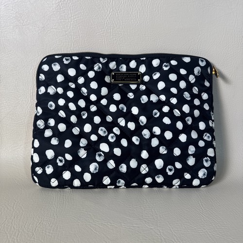 Marc jacobs black - by,