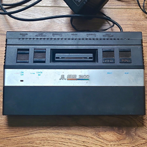 Atari 2600 home console - atari,