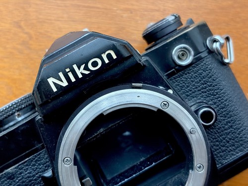 Nikon black slr 35mm - 35mm, film