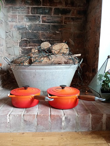 Cousances creuset cast - le, iron
