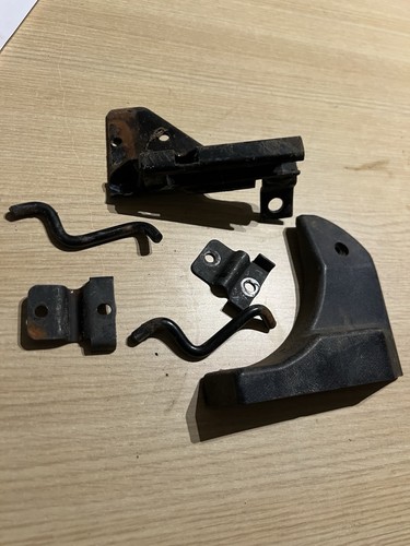 Land rover defender door check - rover,