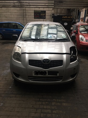 Toyota yaris 3dr petrol t2 - 1.0,