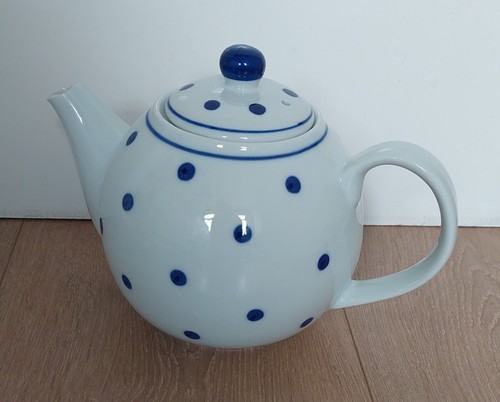 Teapot blue dot - blue, design