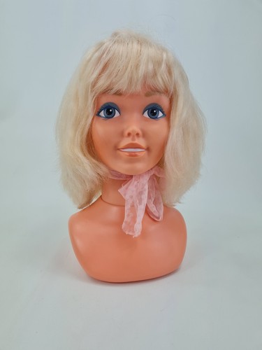 Vintage girls world - girls,