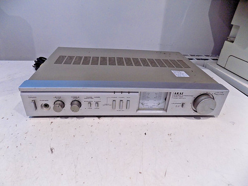 Akai u11 stereo integrated - stereo,