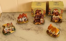 Vintage The Leonardo Collection 5 Minature Cottage Houses 