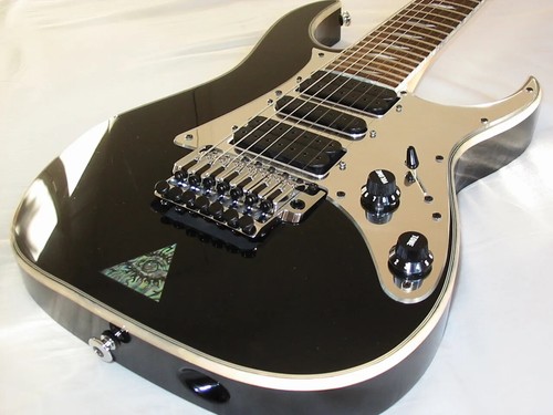 String black electric guitar - 7,