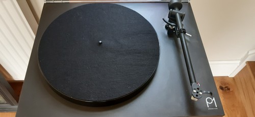Rega planar plus turntable - plus,