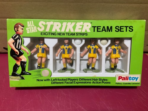 Palitoy super striker - super, leeds