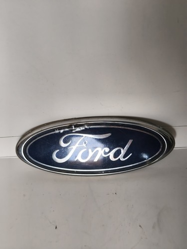 Ford mondeo badge - badge, emblem