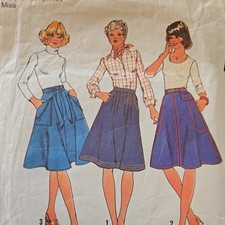 Simplicity 7189 Vintage Used cut  Sewing Pattern ladies skirts UK Size 12