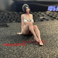 1/18 1/16 1/43 Sitting sexy