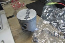 NOS KAWASAKI KD KDX 125 ? STANDARD PISTON 55.95MM 14012104 WR